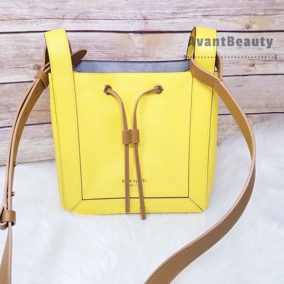 Kate Spade Grab Small Bucket Bag Yellow Sesame NWT - Picture 1 of 12